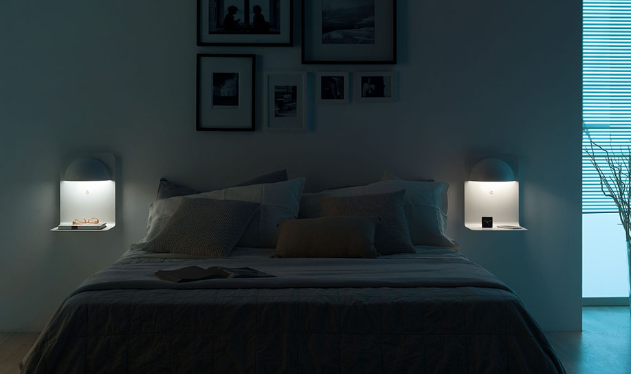 BOCONCEPT BEDSIDE LAMP 2014