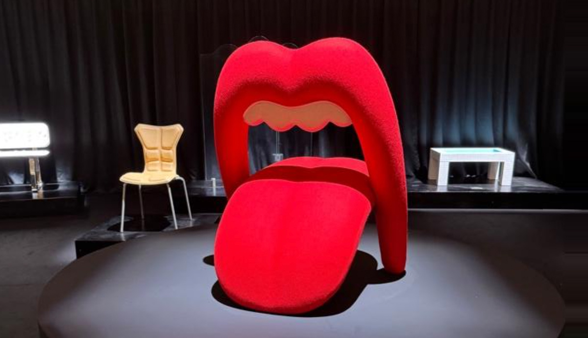 Funnyture exhibition — lips chair